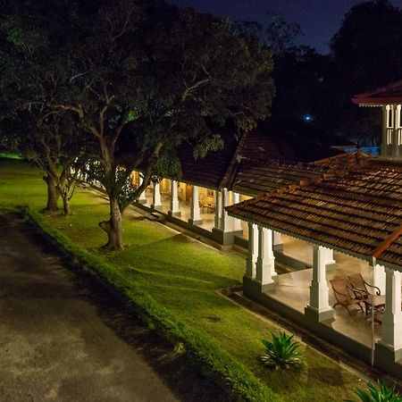 The Sanctuary At Tissawewa Anuradhapura Exterior foto