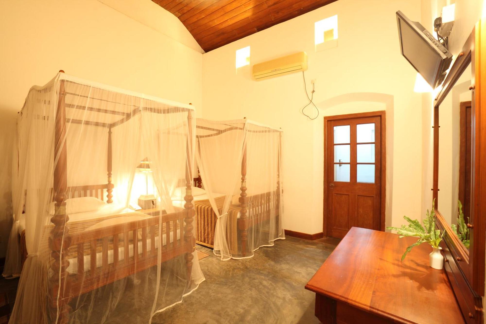 The Sanctuary At Tissawewa Anuradhapura Exterior foto