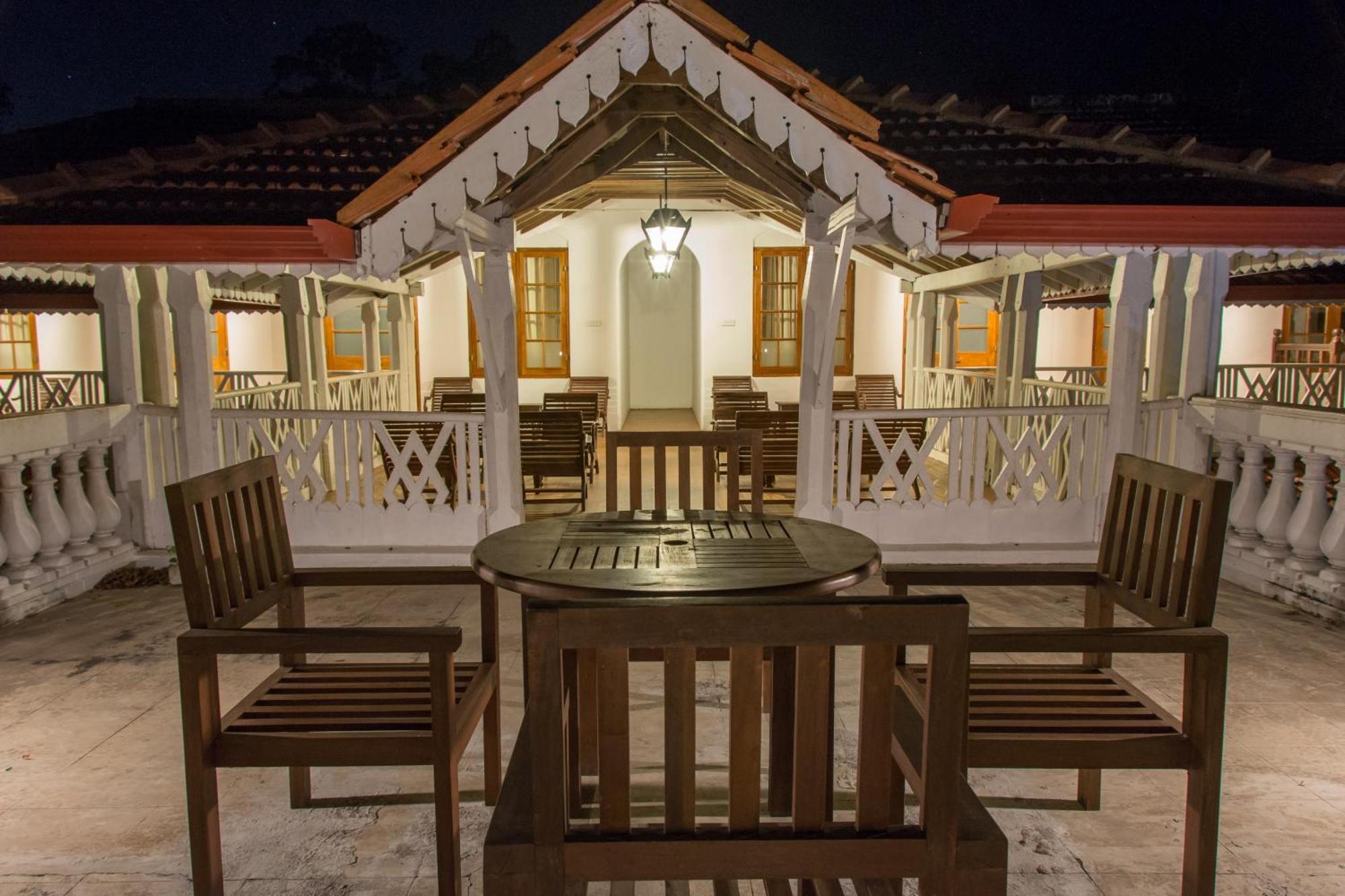 The Sanctuary At Tissawewa Anuradhapura Exterior foto